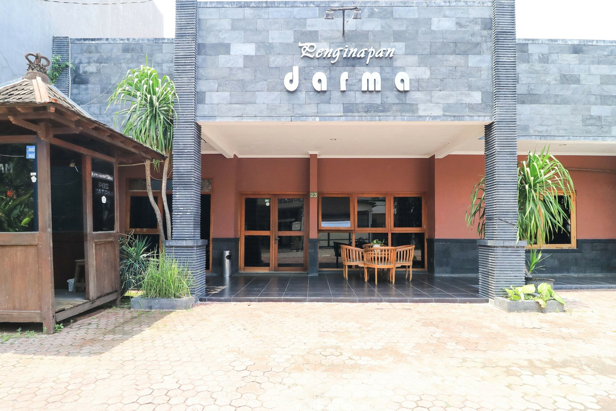 Oyo 969 Penginapan Darma I Hotel Surabaya Exterior photo