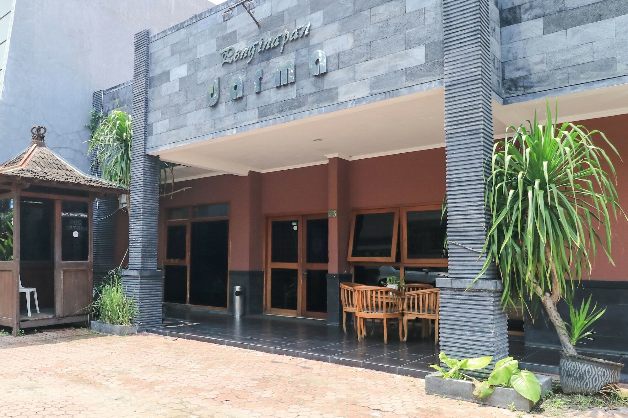 Oyo 969 Penginapan Darma I Hotel Surabaya Exterior photo